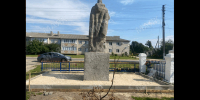 В Новозыбковском округе продолжается благоустройство мемориальных комплексов - Стародубский Вестник