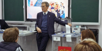 В Брянске член ЦИК Николай Левичев посетил практические занятия председателей участковых комиссии - Стародубский Вестник